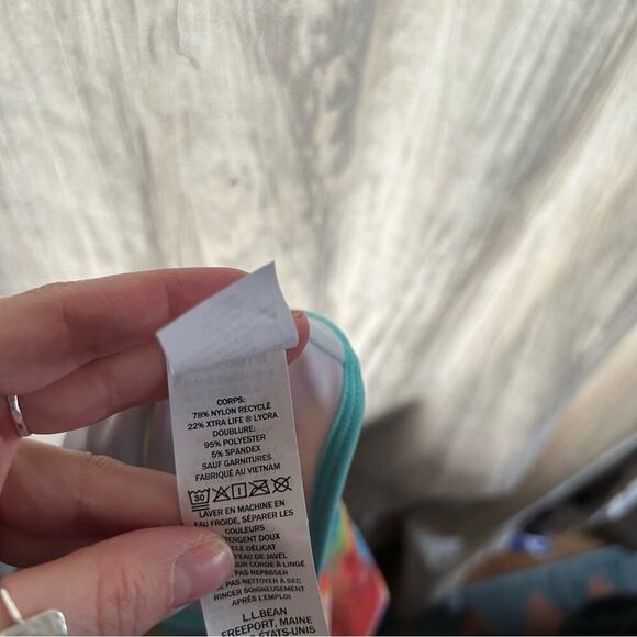 L.L. Bean One Piece Bathing Suit Swimsuit Rainbow Spots UPF 50+ NEW Girl Size 10 - Picture 6 of 7